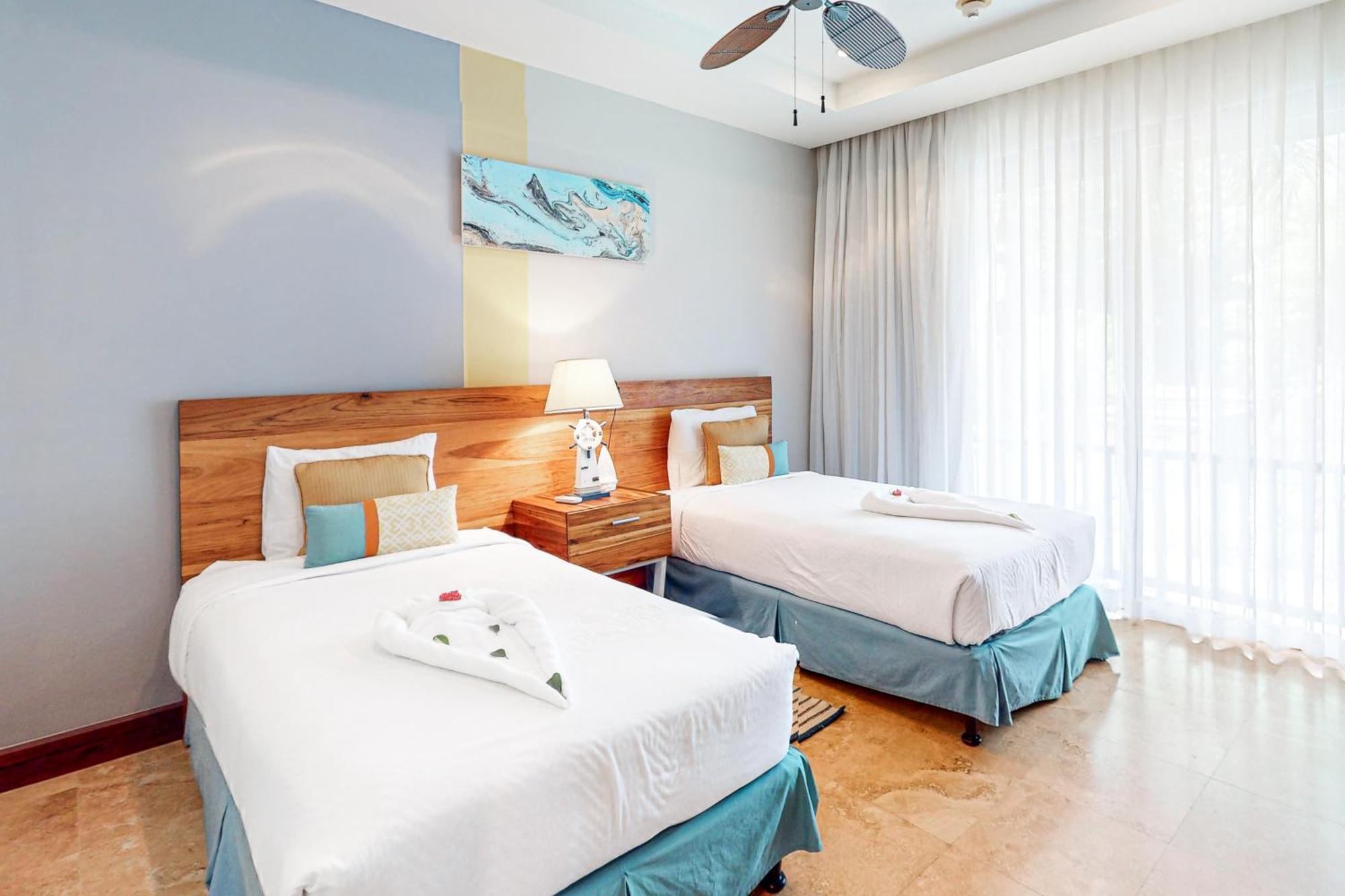 Condo @ Azul Paraiso Coco Room photo